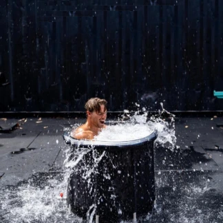 Arktik Pod guy enjoying a cold plunge